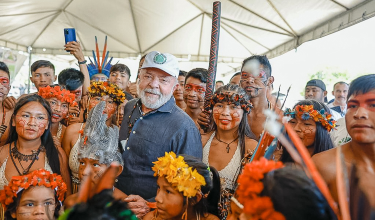 A indígenas, Lula promete retomar demarcações e apoiar produção agrícola