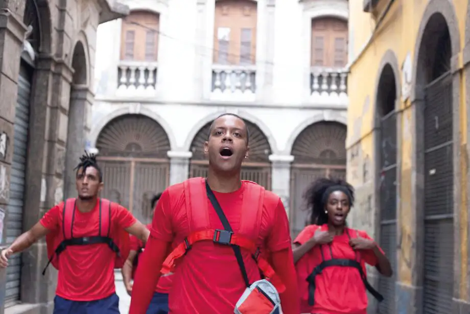 Jovens em Ação: Urgência e Movimento Coletivo Urbano