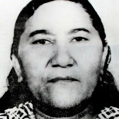 Rosto de Mulher: Dignidade e Luta Popular