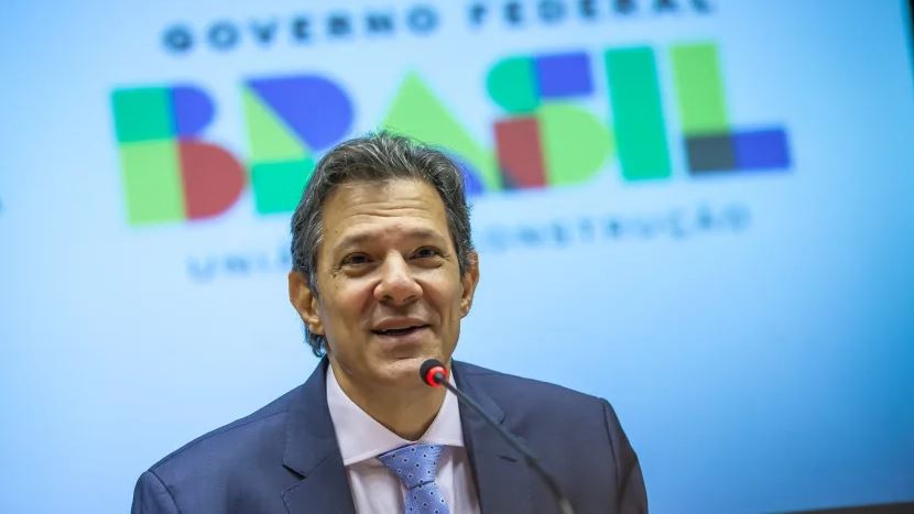 Fernando Haddad: Governo Federal e o lema União e Reconstrução