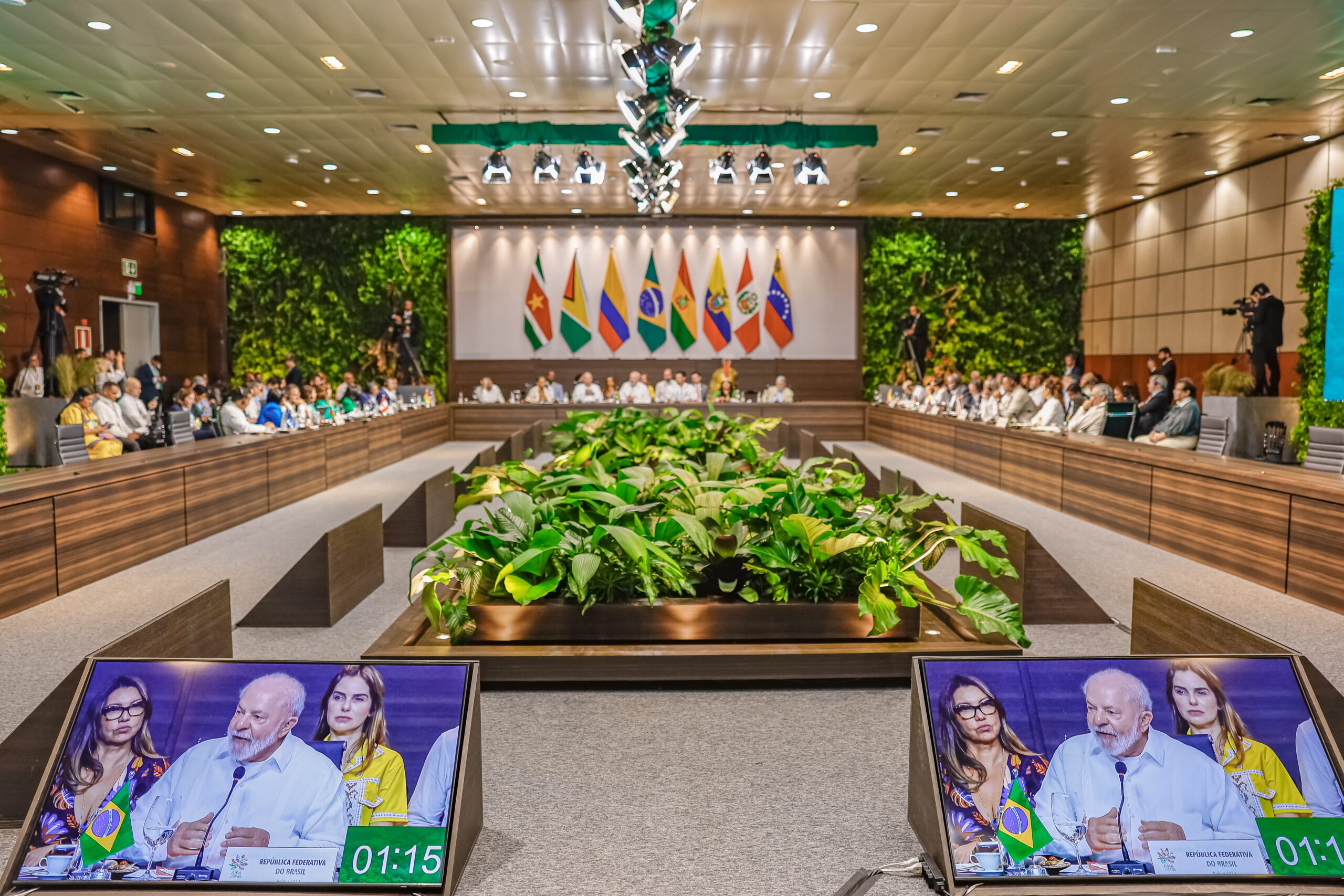 Cúpula da Amazônia: Lula e líderes debatem futuro verde