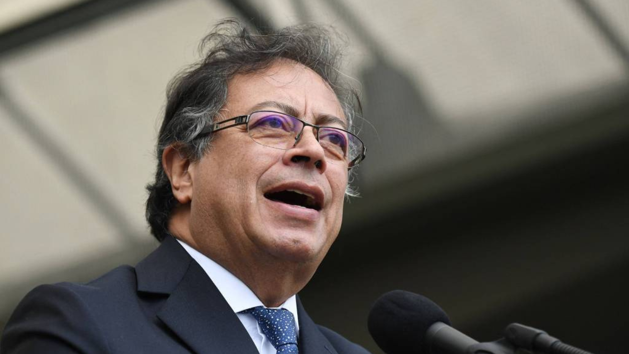 Gustavo Petro: Liderança e Discurso Político na Colômbia