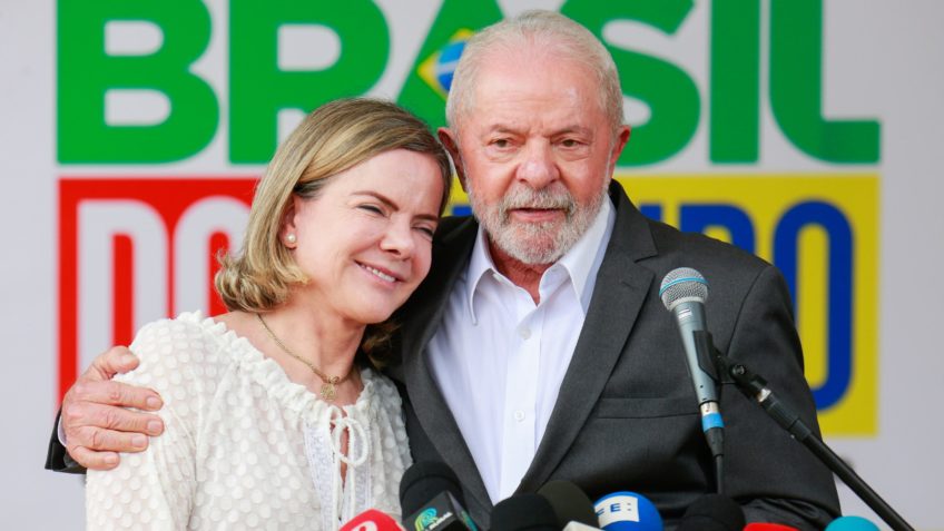 Lula e Gleisi Hoffmann: Unidade e Liderança Política