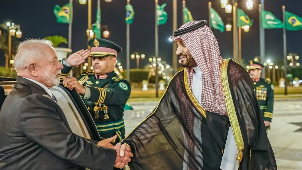 Lula e Príncipe Saudita: Diálogo Diplomático
