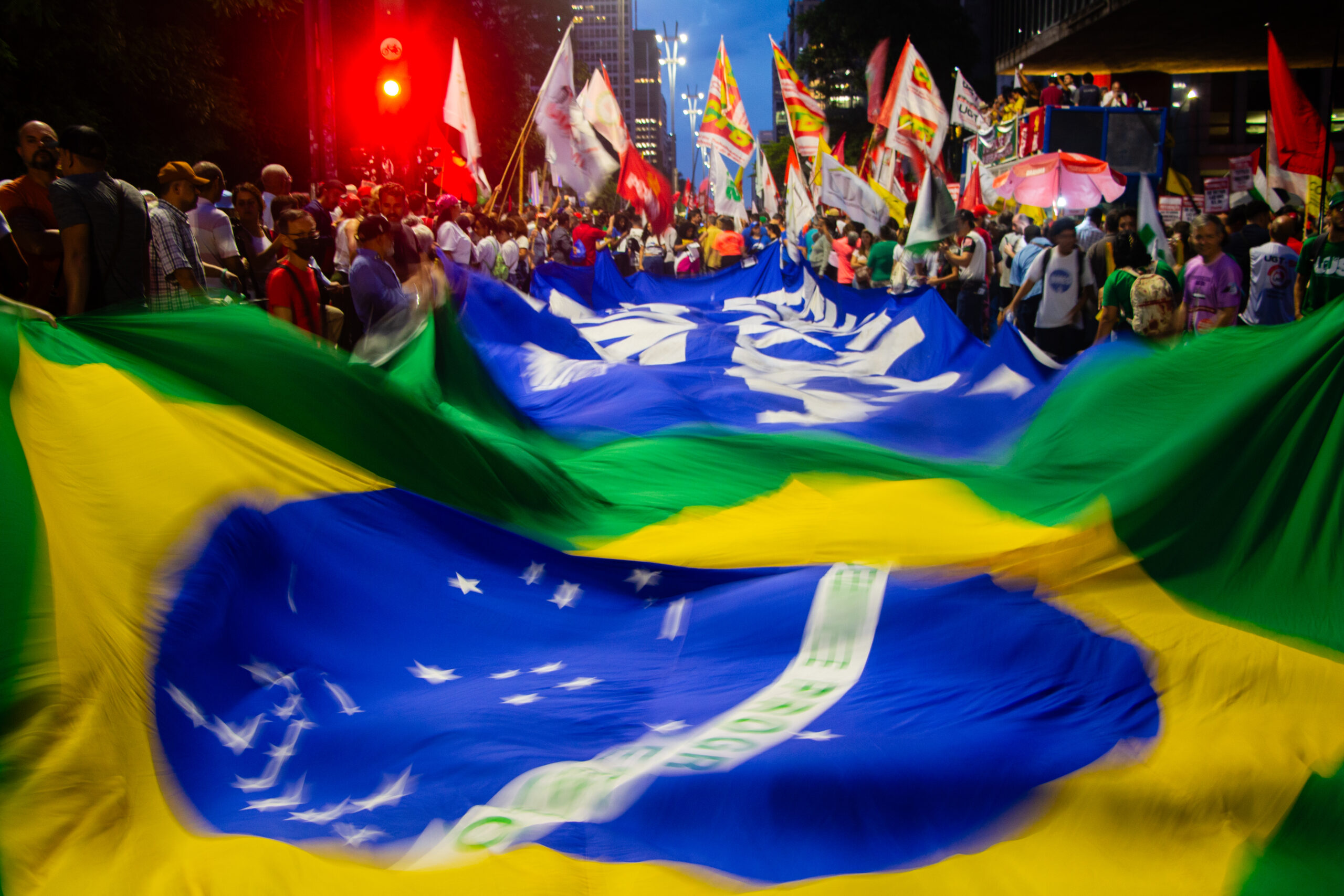 Galeria de fotos: ato em defesa da democracia (8/1), em São Paulo