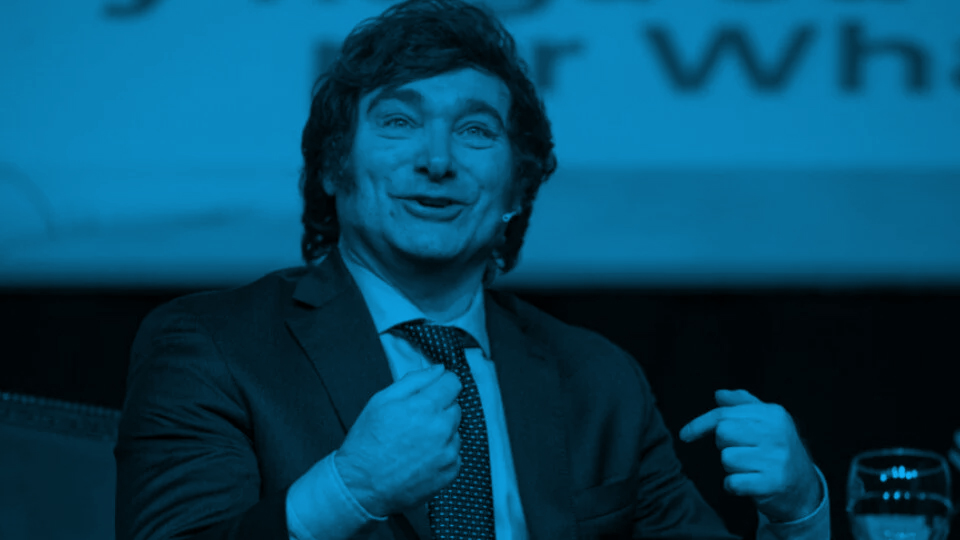 Javier Milei: Gestualidade Enfática em Contexto Político