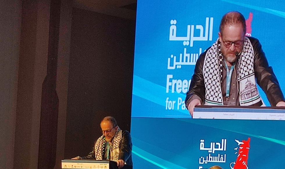 Palestra por Liberdade na Palestina com Keffiyeh