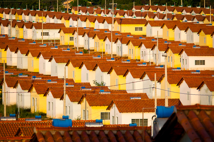 Conjunto Habitacional: Moradia Popular em Grande Escala