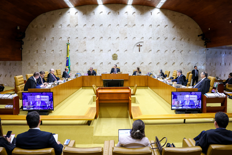 Supremo Tribunal Federal: Sessão Plenária da Justiça Brasileira