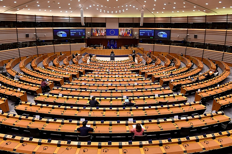 Plenário do Parlamento Europeu com Baixa Presença