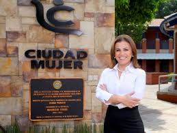 Vanda Pignato no Projeto Ciudad Mujer em El Salvador