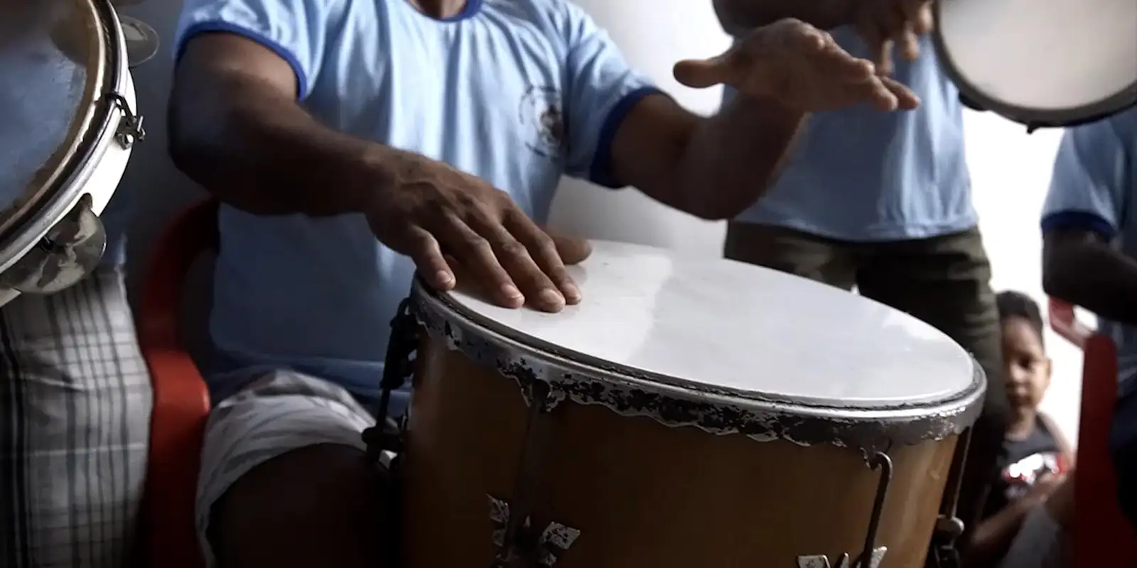 Música, Ritmo e Comunidade em Ação