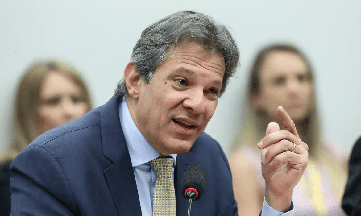 Fernando Haddad em pronunciamento público