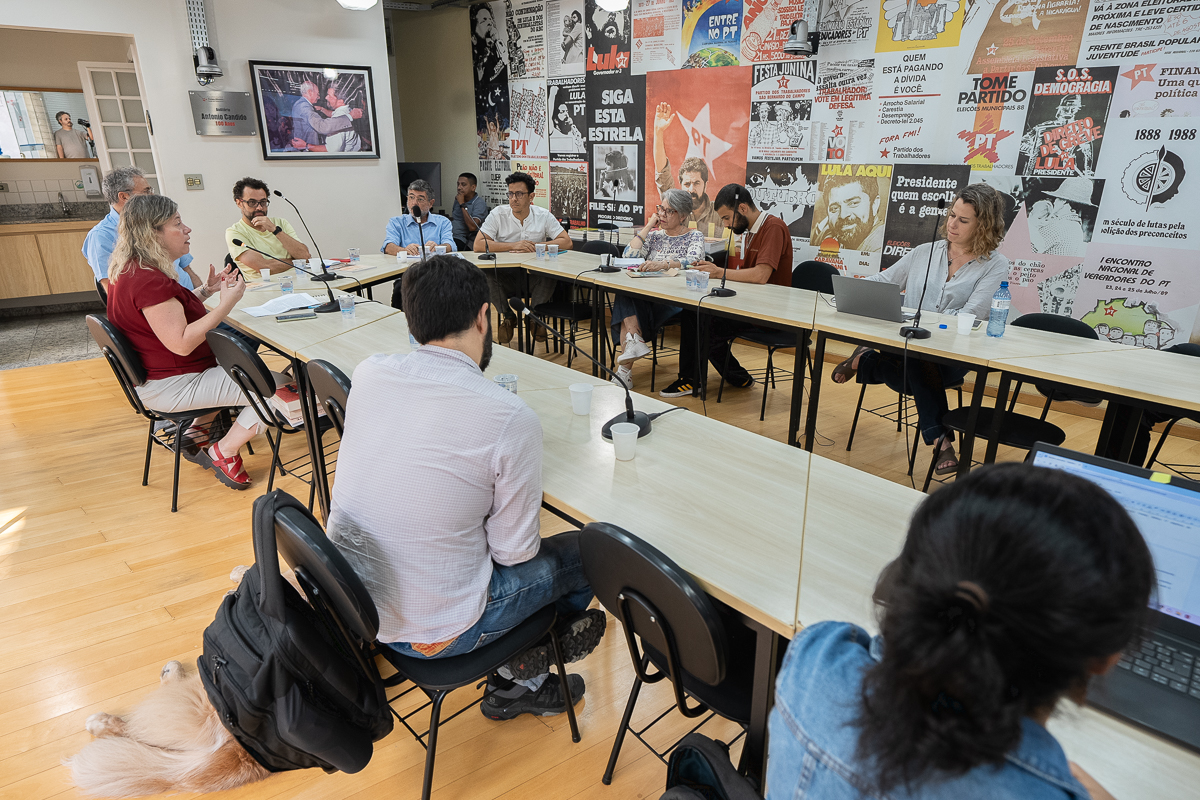 Reunião Fundação Perseu Abramo: Diálogo Político e Histórico