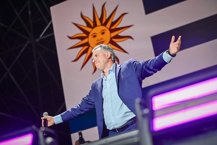 Discurso Carismático sob o Sol de Maio Uruguaio