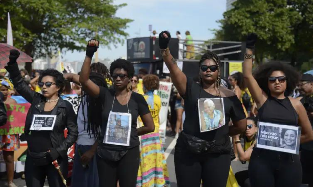 Mulheres Negras em Protesto: Não Vão Nos Calar