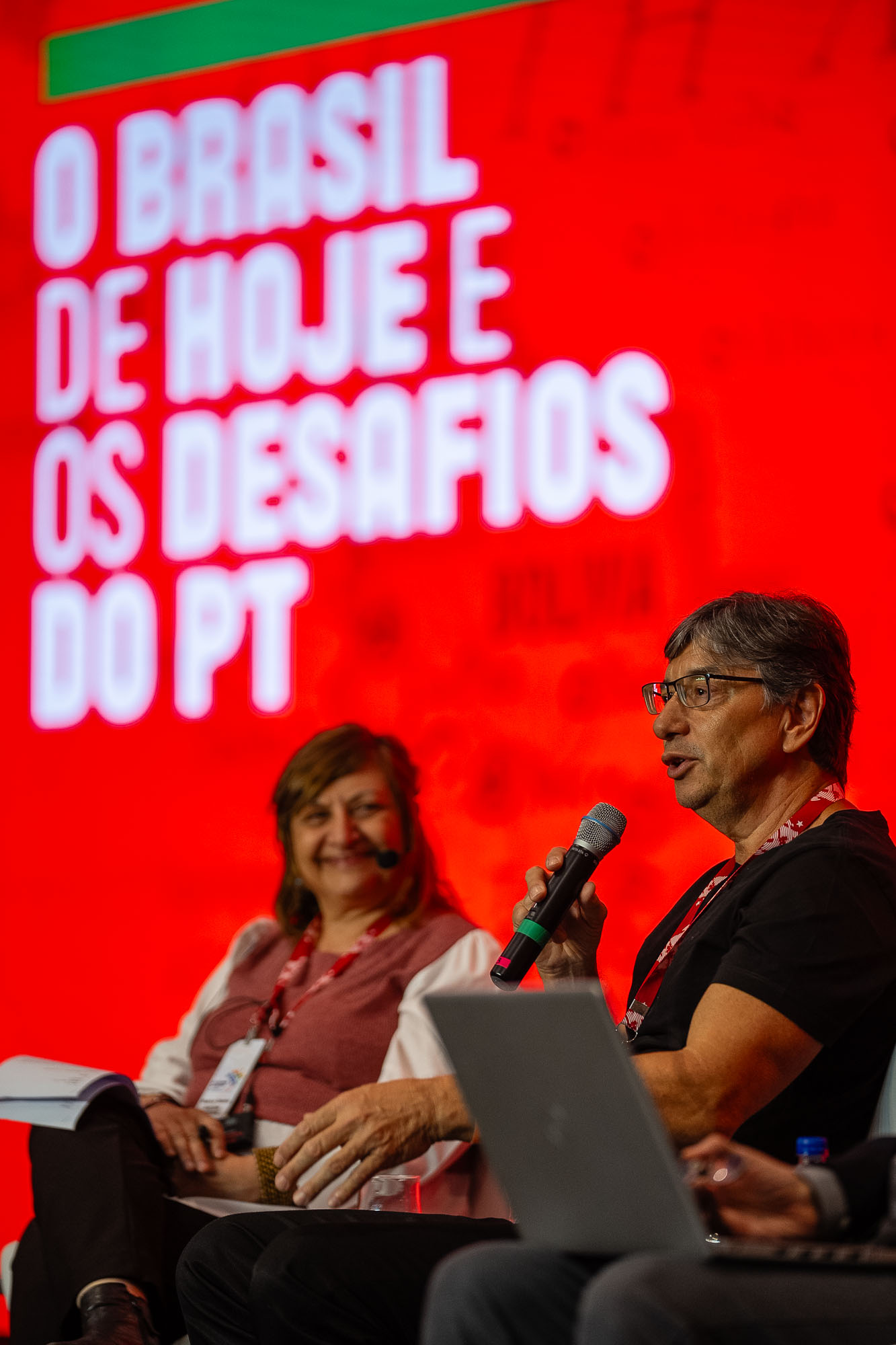 O Brasil de Hoje e os Desafios do PT: Debate