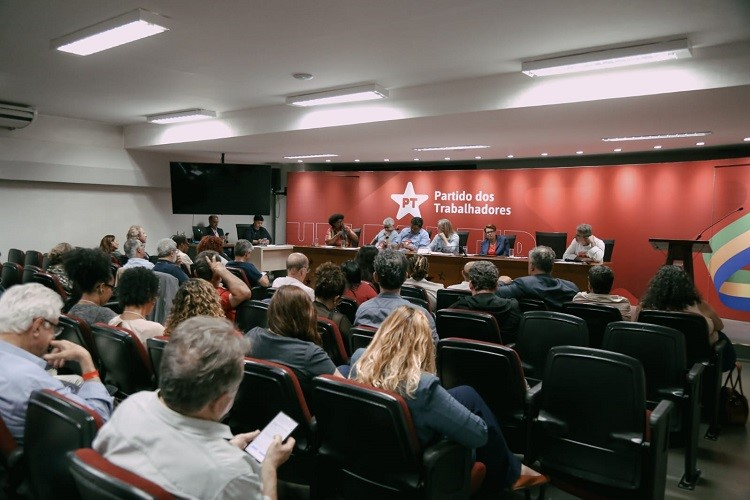 Debate Político: Painel e Audiência do Partido dos Trabalhadores