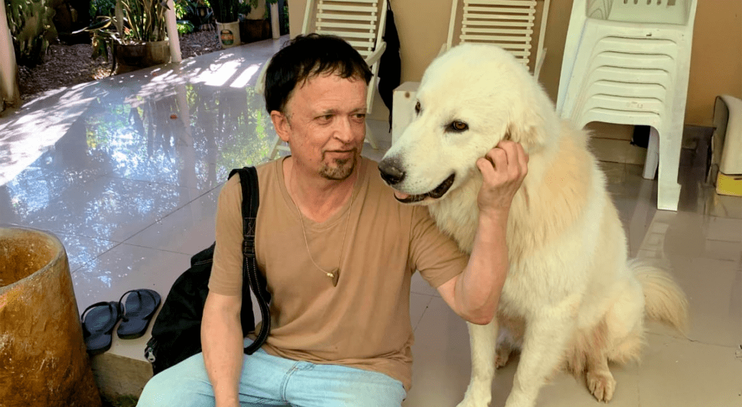 Companheirismo e Afeto entre Homem e Cão