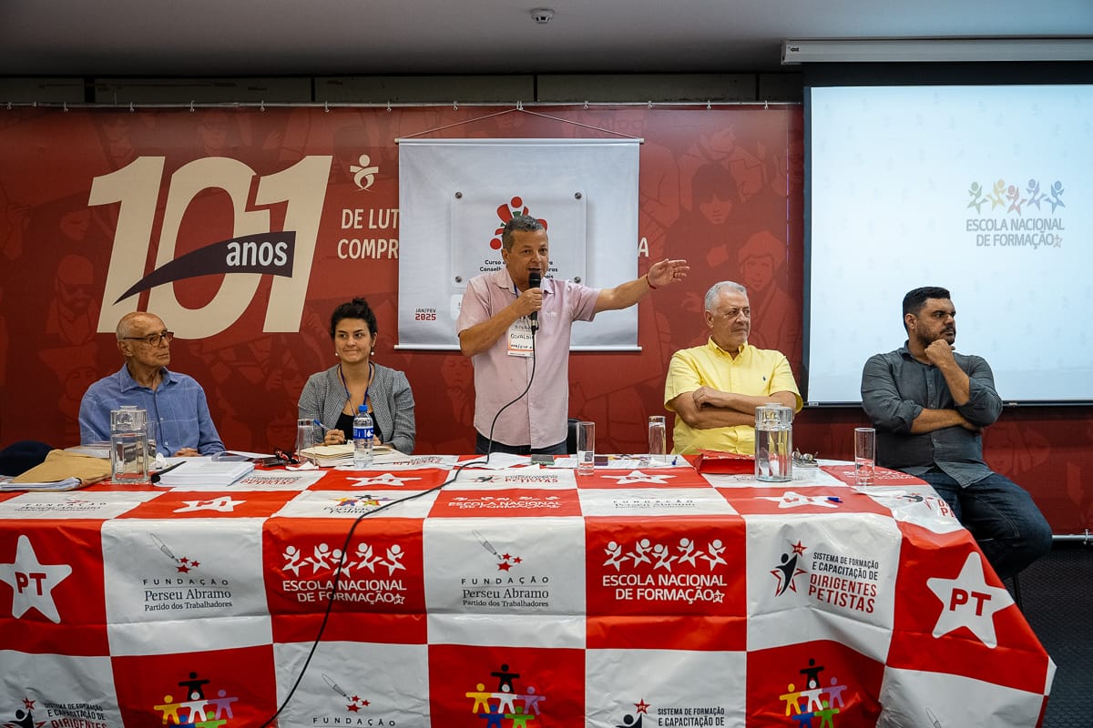 Debate Fundação Perseu Abramo: Formação e Luta Política