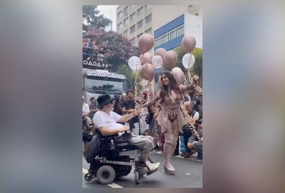 Celebração Inclusiva: Bloco de Rua e Alegria Compartilhada