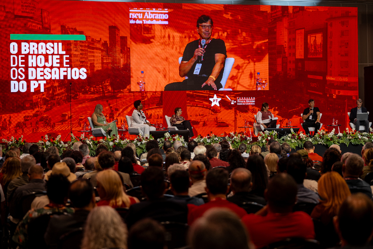Debate: Brasil Hoje e Desafios do PT na Fundação Perseu Abramo