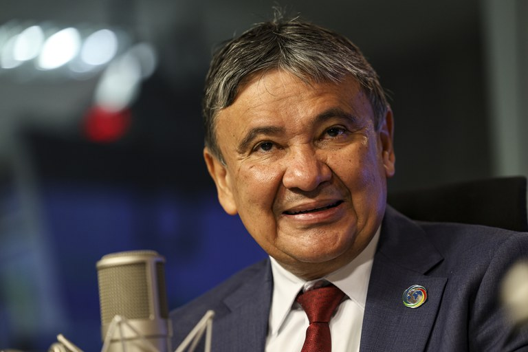 Líder em entrevista: rosto de experiência e esperança