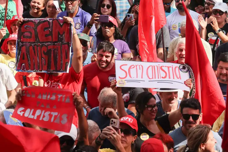 Manifestação: Sem Anistia Para Golpistas