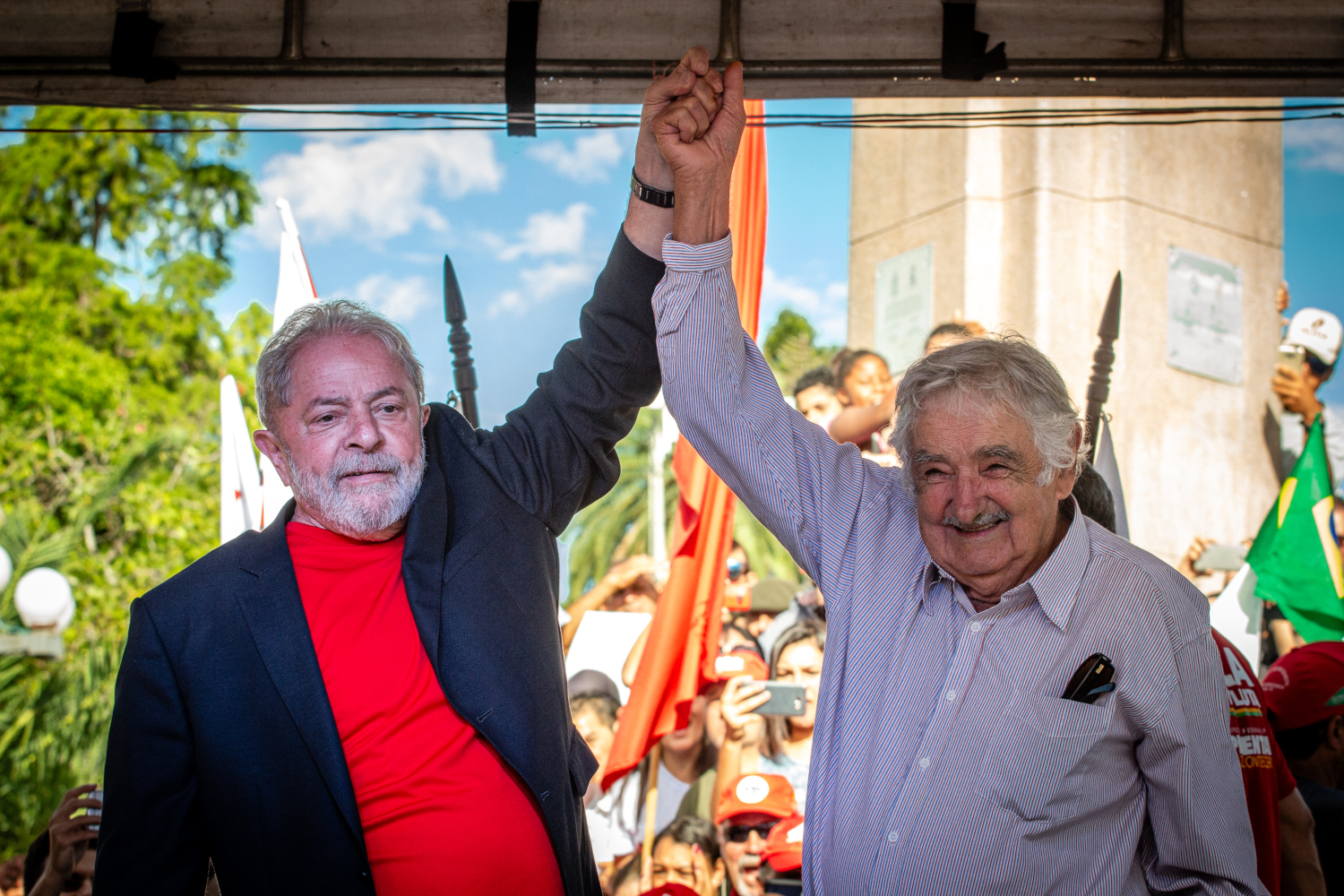A MORTE DO HERÓI