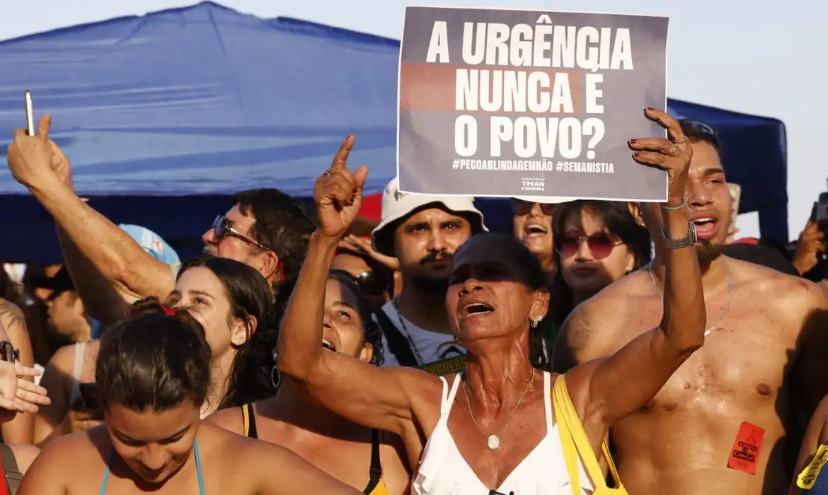 Protesto: A Urgência Nunca É O Povo?