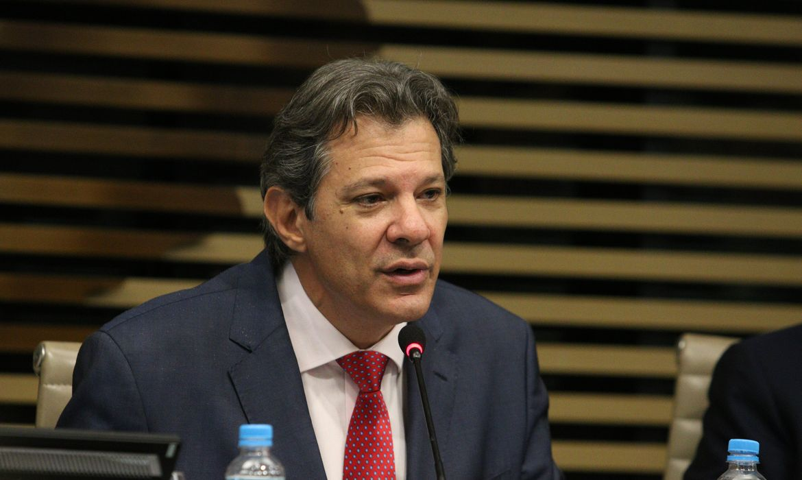 “Cortar benefícios tributários é combater privilégios e proteger o interesse público”, diz Fernando Haddad