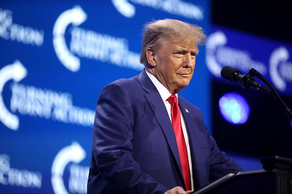 Donald Trump Discursa no Evento Turning Point Action