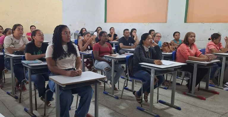Grupo de Adultos em Aula ou Workshop