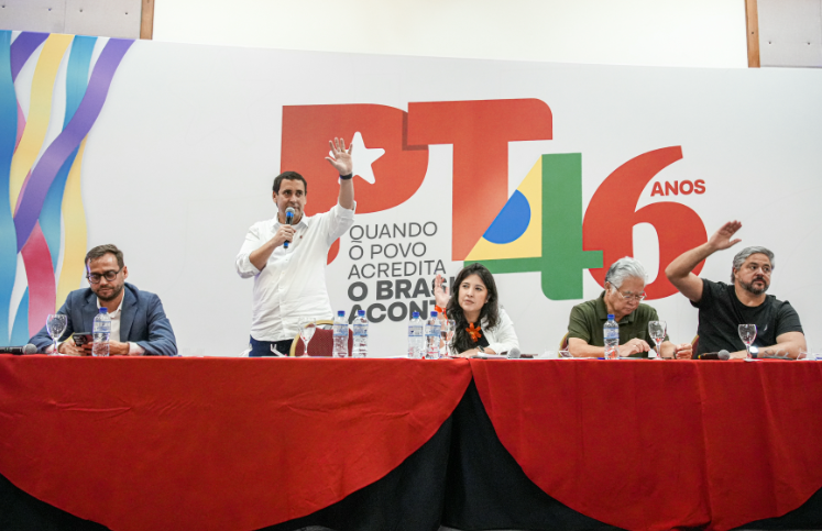 PT 46 Anos: Quando o Povo Acredita no Brasil