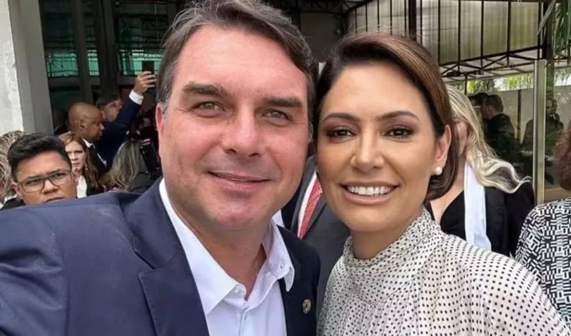 Flávio Bolsonaro Michelle Bolsonaro
